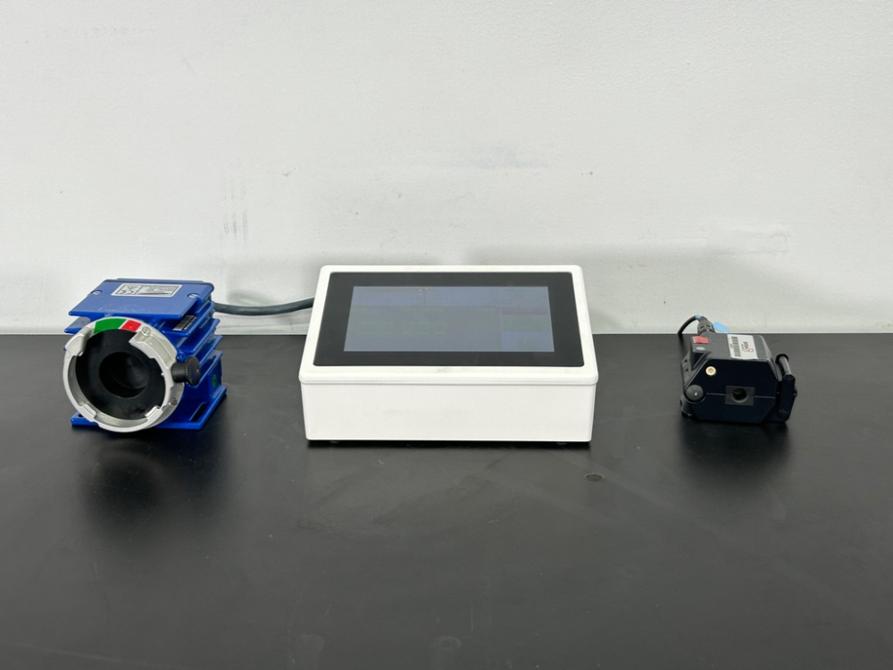 Image of Levitronix LCO-i100.1 Console w/ Levitronix IPD-Driver